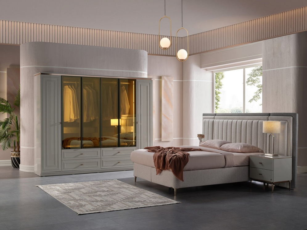 Briella Bedroom Set