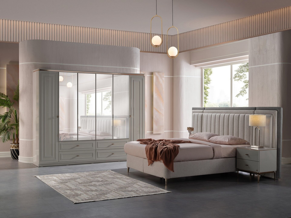Briella Bedroom Set
